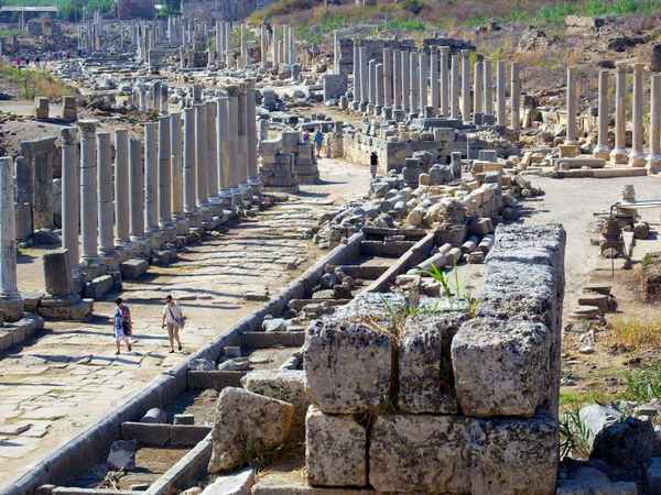 آثار باستانی آنتالیا 2 شهر پرگه - آثار باستانی آنتالیا